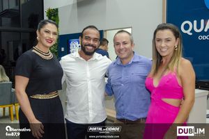 Inaugura&ccedil;&atilde;o da Quadros Odontologia e Sa&uacute;de em Itapo&aacute;-SC