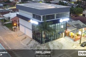 Inaugura&ccedil;&atilde;o da Quadros Odontologia e Sa&uacute;de em Itapo&aacute;-SC