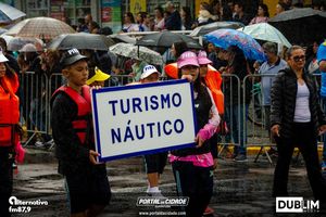 Desfile Alusivo ao anivers&aacute;rio de 252 anos de Guaratuba