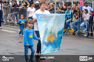Desfile Alusivo ao anivers&aacute;rio de 252 anos de Guaratuba