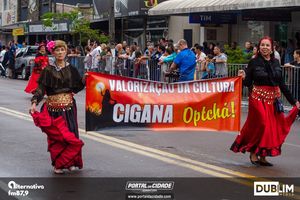 Desfile Alusivo ao anivers&aacute;rio de 252 anos de Guaratuba