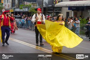 Desfile Alusivo ao anivers&aacute;rio de 252 anos de Guaratuba