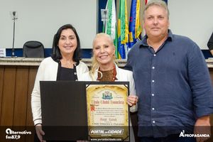 Entrega do T&iacute;tulo de Cidad&atilde; Honor&aacute;ria Margit Reatsch