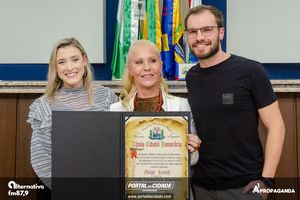 Entrega do T&iacute;tulo de Cidad&atilde; Honor&aacute;ria Margit Reatsch