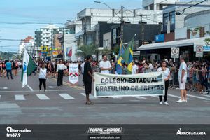 Desfile Alusivo ao anivers&aacute;rio de 253 anos de Guaratuba