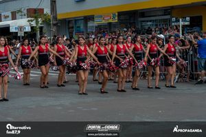 Desfile Alusivo ao anivers&aacute;rio de 253 anos de Guaratuba