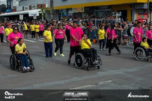 Desfile Alusivo ao anivers&aacute;rio de 253 anos de Guaratuba