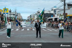 Desfile Alusivo ao anivers&aacute;rio de 253 anos de Guaratuba