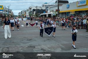 Desfile Alusivo ao anivers&aacute;rio de 253 anos de Guaratuba