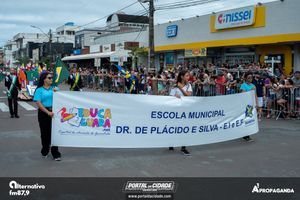Desfile Alusivo ao anivers&aacute;rio de 253 anos de Guaratuba