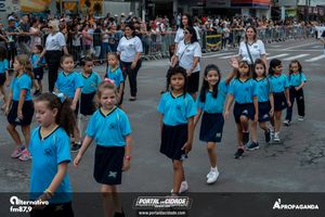 Desfile Alusivo ao anivers&aacute;rio de 253 anos de Guaratuba