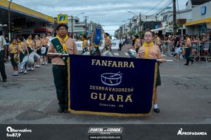 Desfile Alusivo ao anivers&aacute;rio de 253 anos de Guaratuba