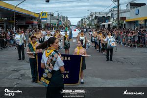 Desfile Alusivo ao anivers&aacute;rio de 253 anos de Guaratuba