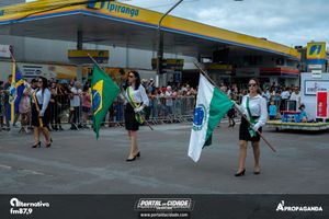 Desfile Alusivo ao anivers&aacute;rio de 253 anos de Guaratuba