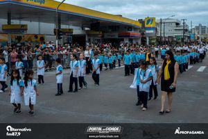 Desfile Alusivo ao anivers&aacute;rio de 253 anos de Guaratuba