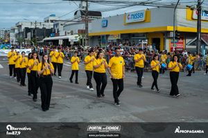 Desfile Alusivo ao anivers&aacute;rio de 253 anos de Guaratuba