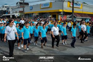 Desfile Alusivo ao anivers&aacute;rio de 253 anos de Guaratuba