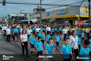 Desfile Alusivo ao anivers&aacute;rio de 253 anos de Guaratuba