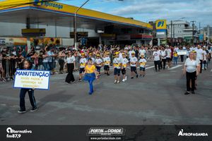 Desfile Alusivo ao anivers&aacute;rio de 253 anos de Guaratuba