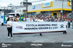 Desfile Alusivo ao anivers&aacute;rio de 253 anos de Guaratuba