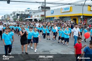 Desfile Alusivo ao anivers&aacute;rio de 253 anos de Guaratuba