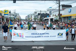 Desfile Alusivo ao anivers&aacute;rio de 253 anos de Guaratuba