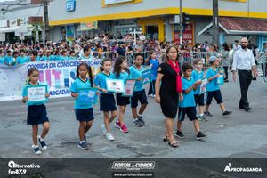 Desfile Alusivo ao anivers&aacute;rio de 253 anos de Guaratuba