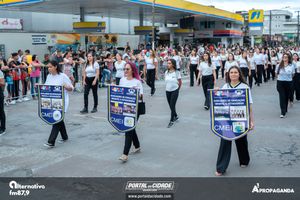Desfile Alusivo ao anivers&aacute;rio de 253 anos de Guaratuba