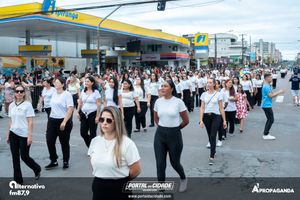 Desfile Alusivo ao anivers&aacute;rio de 253 anos de Guaratuba