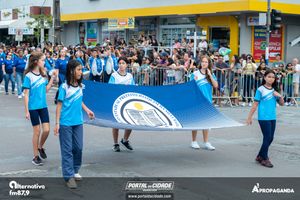 Desfile Alusivo ao anivers&aacute;rio de 253 anos de Guaratuba