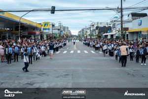 Desfile Alusivo ao anivers&aacute;rio de 253 anos de Guaratuba