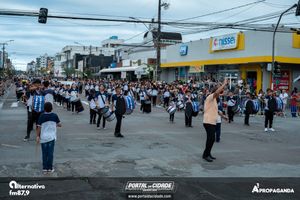 Desfile Alusivo ao anivers&aacute;rio de 253 anos de Guaratuba