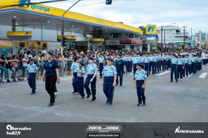 Desfile Alusivo ao anivers&aacute;rio de 253 anos de Guaratuba