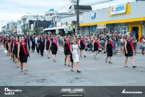 Desfile Alusivo ao anivers&aacute;rio de 253 anos de Guaratuba