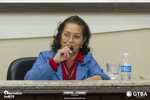 Entrega do T&iacute;tulo de Cidad&atilde;o Honor&aacute;rio Padre Ant&ocirc;nio Carlos da Silva