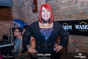 Show com a Banda 80 Bits