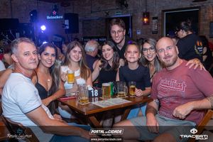 Show com a Banda 80 Bits