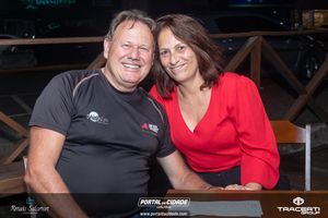 Show com a Banda 80 Bits