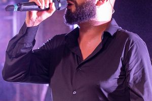 Show com a Banda 80 Bits