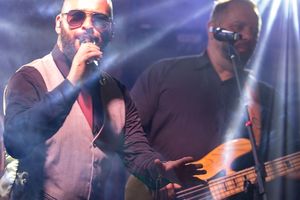 Show da Banda 80 Bits no Wasem Bier