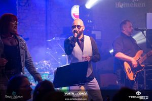Show da Banda 80 Bits no Wasem Bier