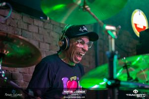 Show da Banda 80 Bits no Wasem Bier