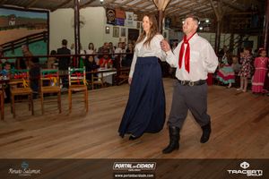 Baile de 27 anos do CTG Rancho do Chimarr&atilde;o