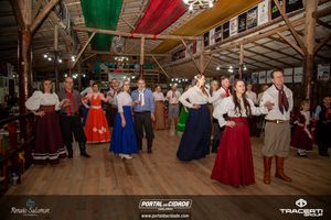 Baile de 27 anos do CTG Rancho do Chimarr&atilde;o
