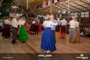Baile de 27 anos do CTG Rancho do Chimarr&atilde;o