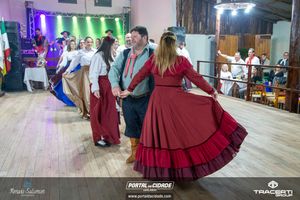 Baile de 27 anos do CTG Rancho do Chimarr&atilde;o