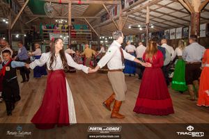 Baile de 27 anos do CTG Rancho do Chimarr&atilde;o
