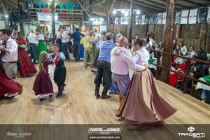 Baile de 27 anos do CTG Rancho do Chimarr&atilde;o