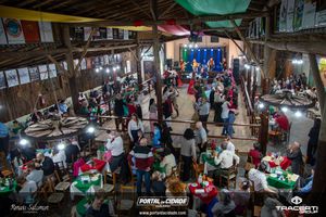 Baile de 27 anos do CTG Rancho do Chimarr&atilde;o
