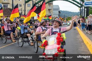 36&ordf; Oktoberfest de Igrejinha (Desfile Oficial)